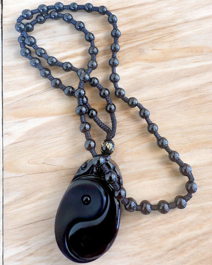 Obsidianový amulet Yin Yang s gravírovaním - Harmónia a ochrana, personalizácia gravírovaním na darček