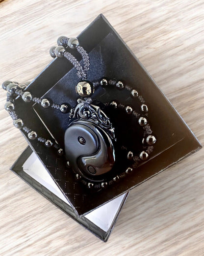 Obsidianový amulet Yin Yang s gravírovaním - Harmónia a ochrana, personalizácia gravírovaním na darček