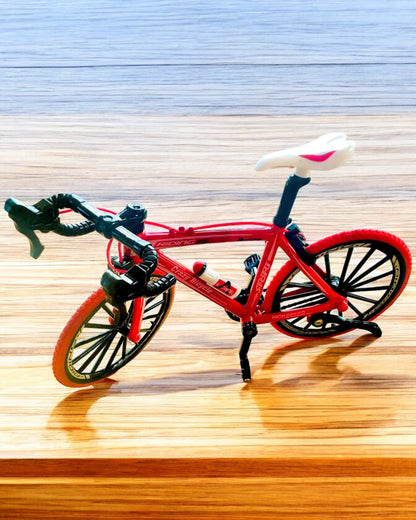 Miniatúrny Model Kovový Červený Bicykel "SpeedMaster" personalizácia gravírovaním na darček, 2 farebné varianty