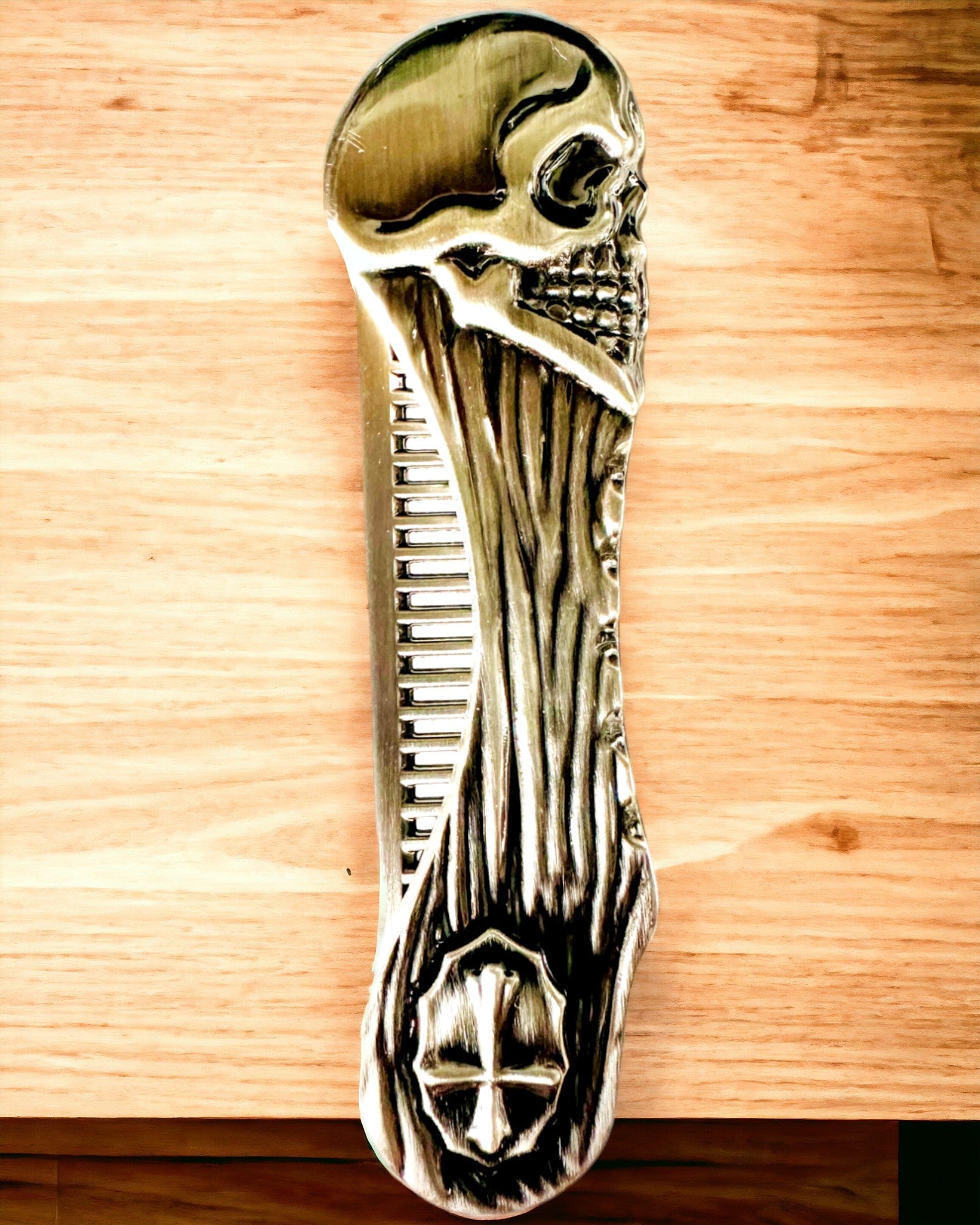 Mystic Skull Comb - prémiový hrebeň, možnosť personalizácie gravírovaním