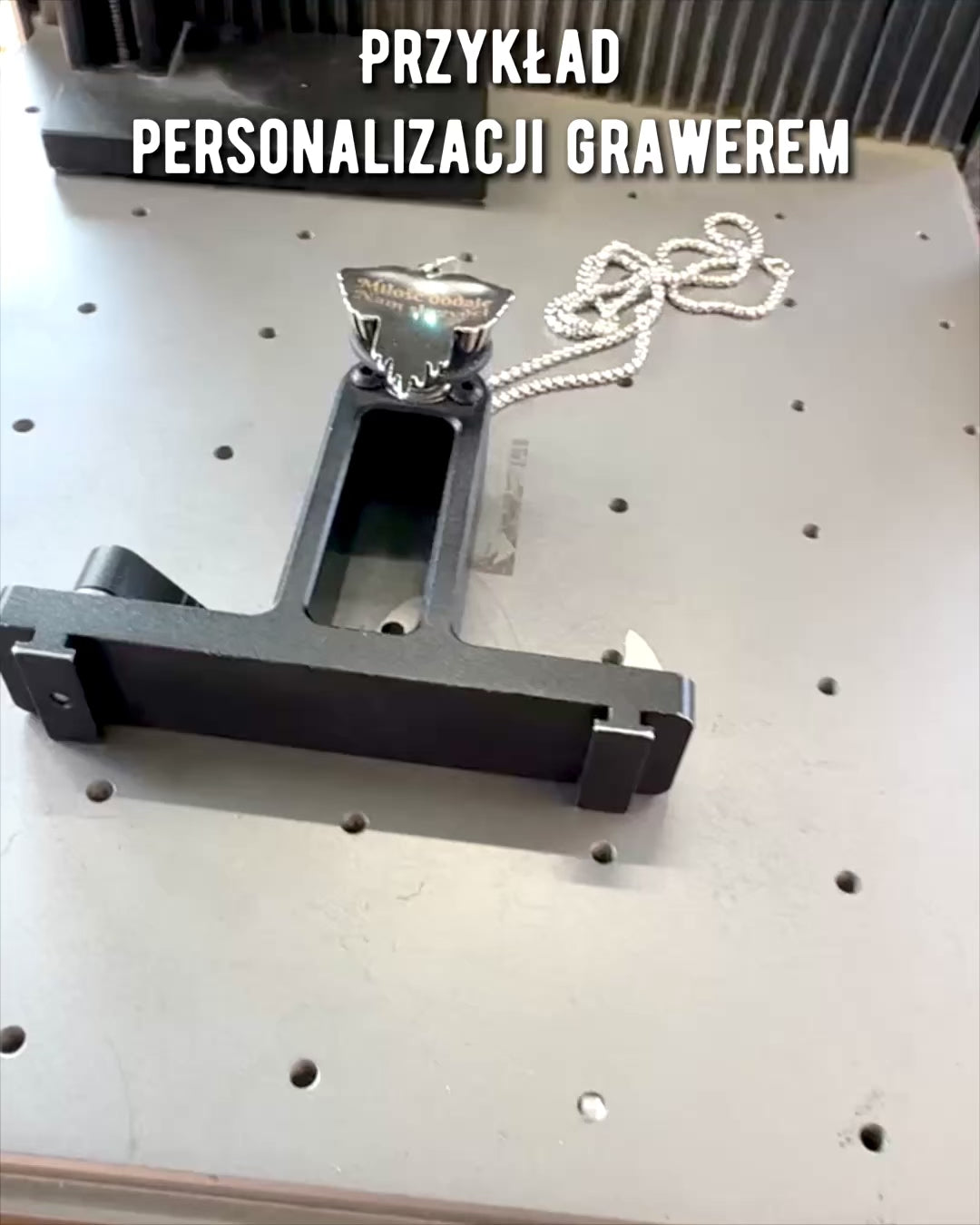 "Amulet Sercostrzelec - Temné Krídla Lásky", možnosť personalizácie gravírovaním na darček