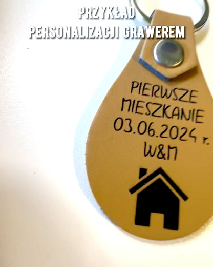 Kožený PU prívesok s možnosťou personalizácie gravírovaním - Dostupný v 5 farbách