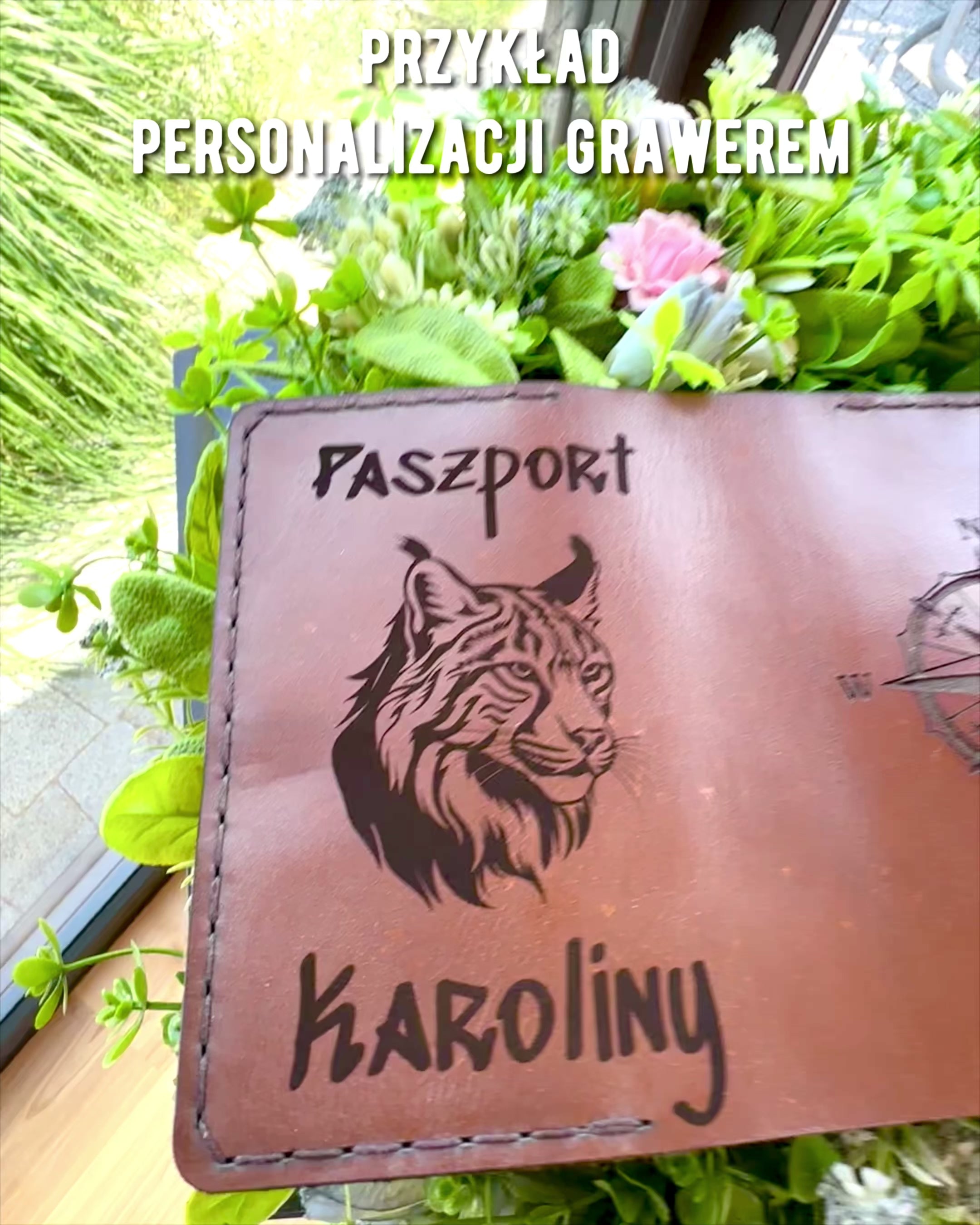 Etui "Cestovateľa" - Kožené puzdro na pas, personalizácia gravírovaním - 2 farebné varianty