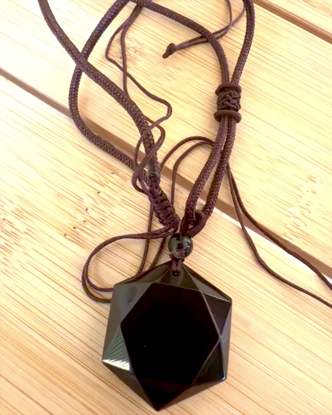 Amulet z čierneho obsidiánu "Hvězda Davidova", možnosť personalizácie gravírovaním na darček